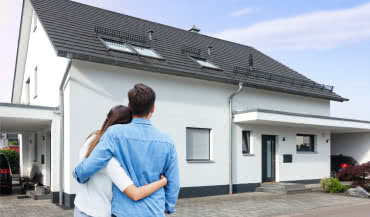 Elewacja odporna na wilgoć i zabrudzenia? Postaw na tynk hydrofilowy!
