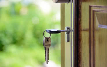 Przewodnik po Wakacjach kredytowych 2024: kto może skorzystać z ulgi hipotecznej?