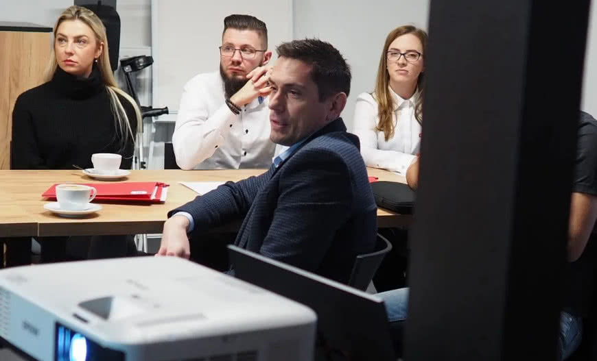 Jakie wyzwania czekają budownictwo drewniane w Polsce?
